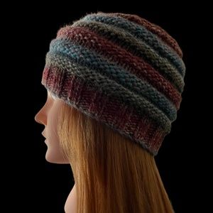 Women's all-season wool hat